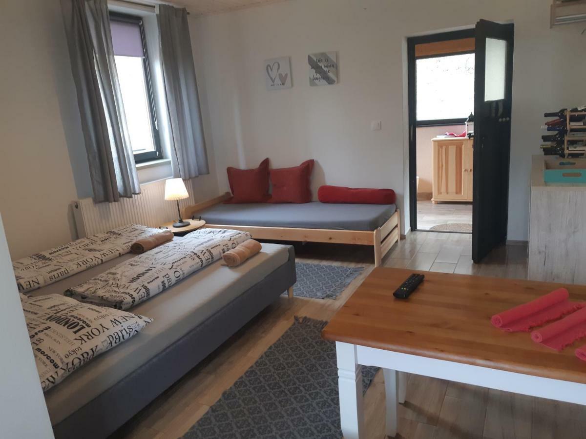 Ferienwohnung Pod Horou Stiavnicke Bane Exterior foto